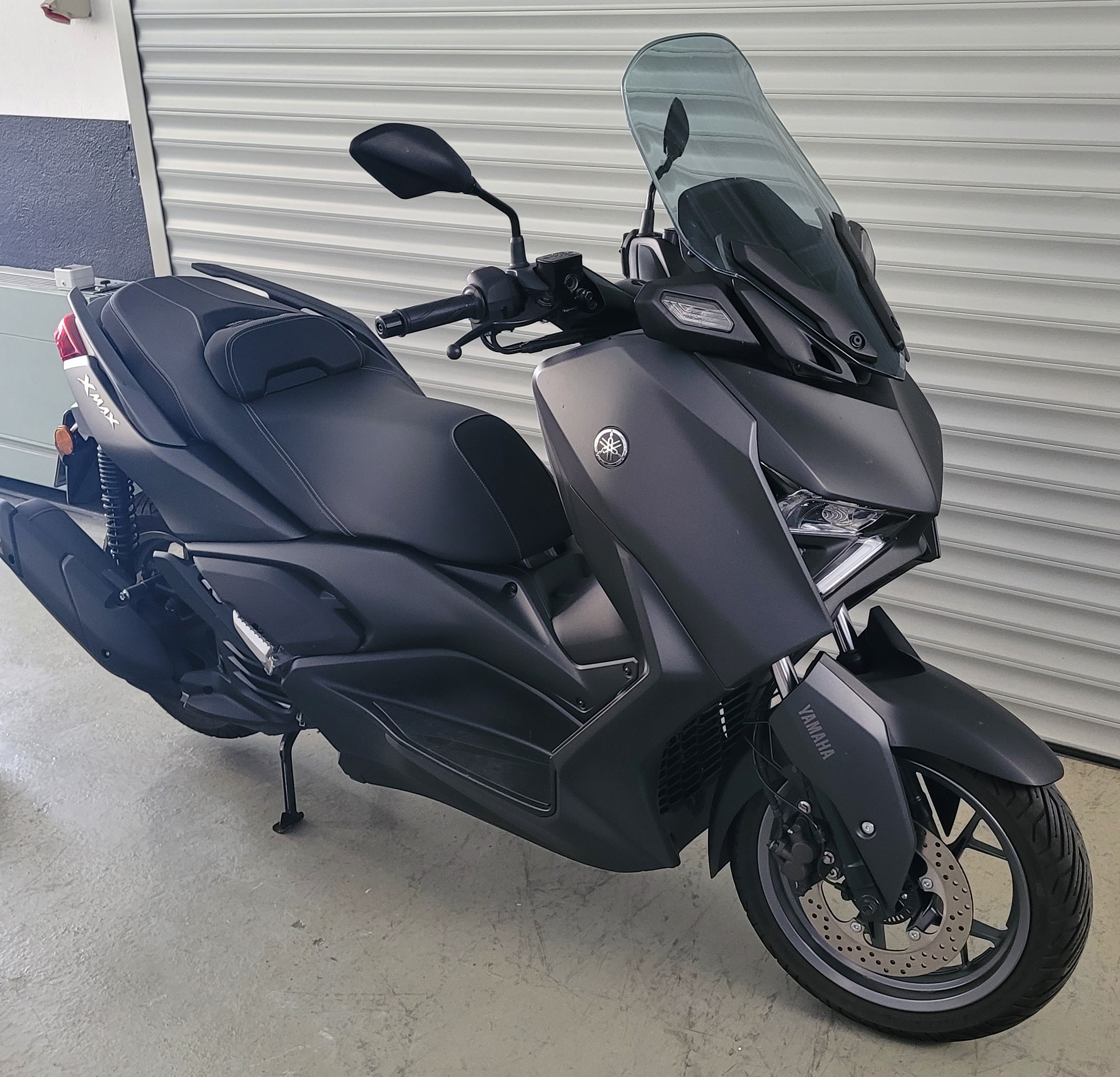 
								YAMAHA X-MAX 125 vollständig									
