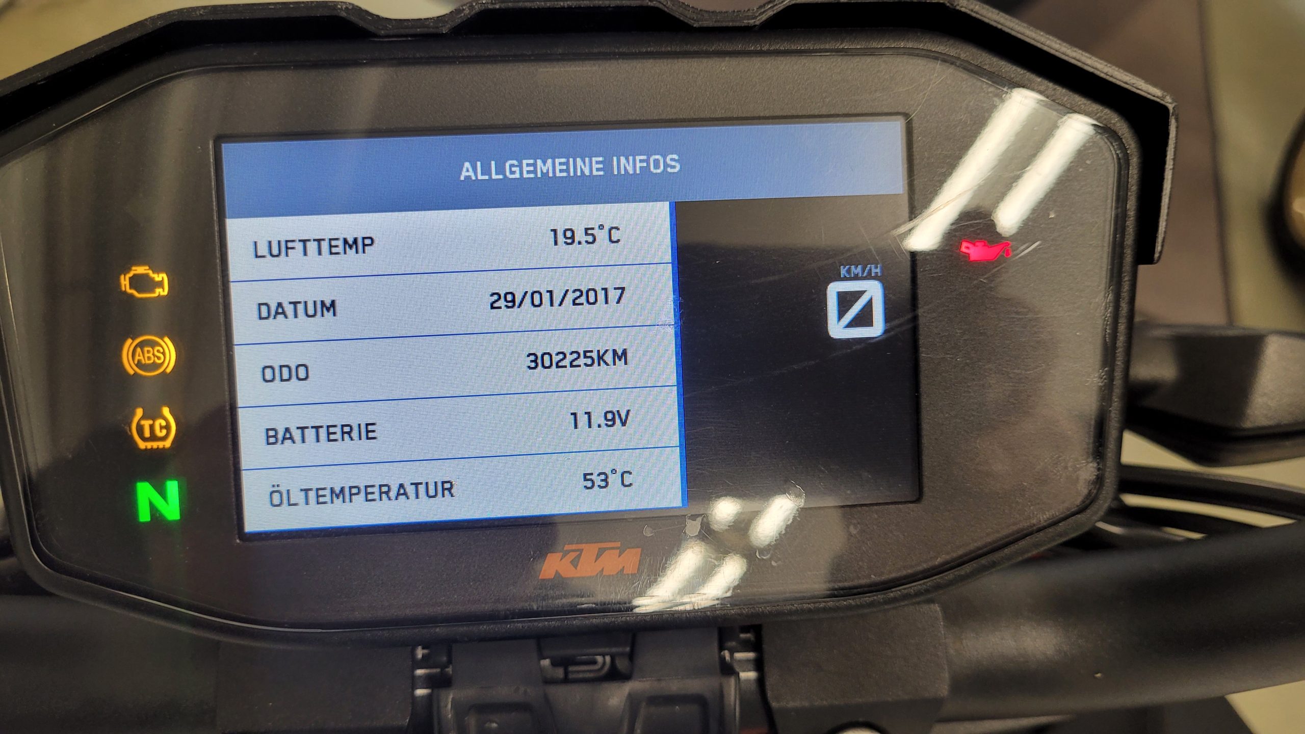 
								KTM SUPER DUKE 1290 vollständig									