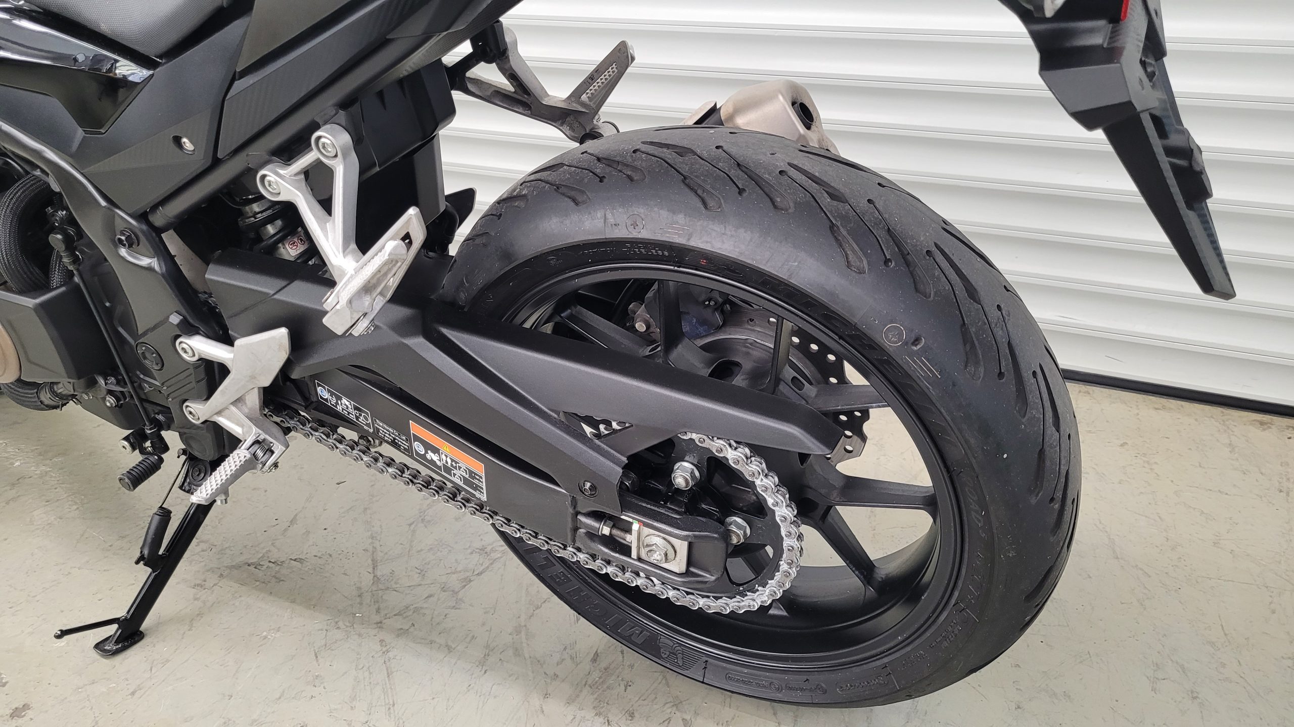 
								HONDA CB 500 F vollständig									