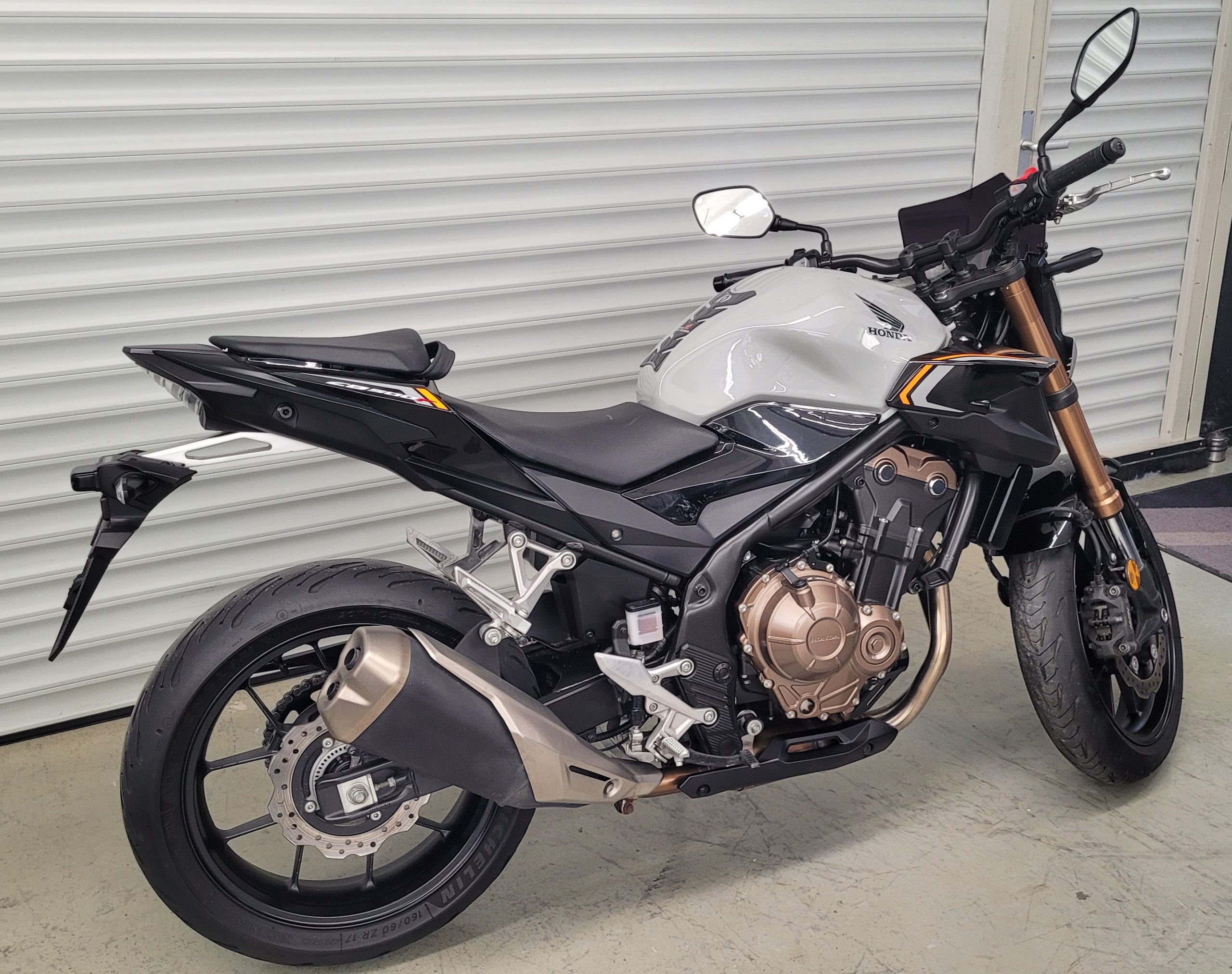 
								HONDA CB 500 F vollständig									