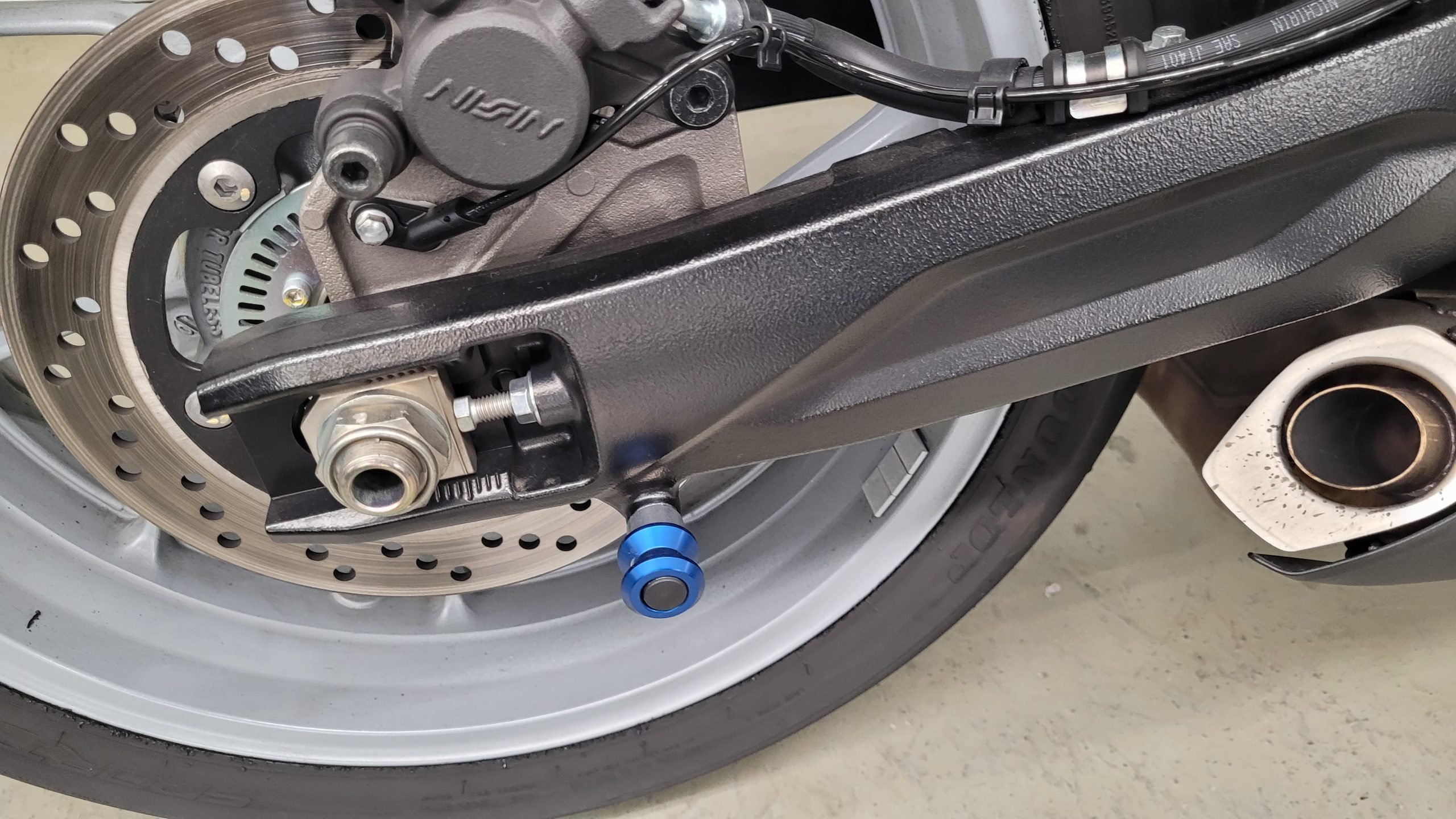 
								SUZUKI GSX-8R vollständig									