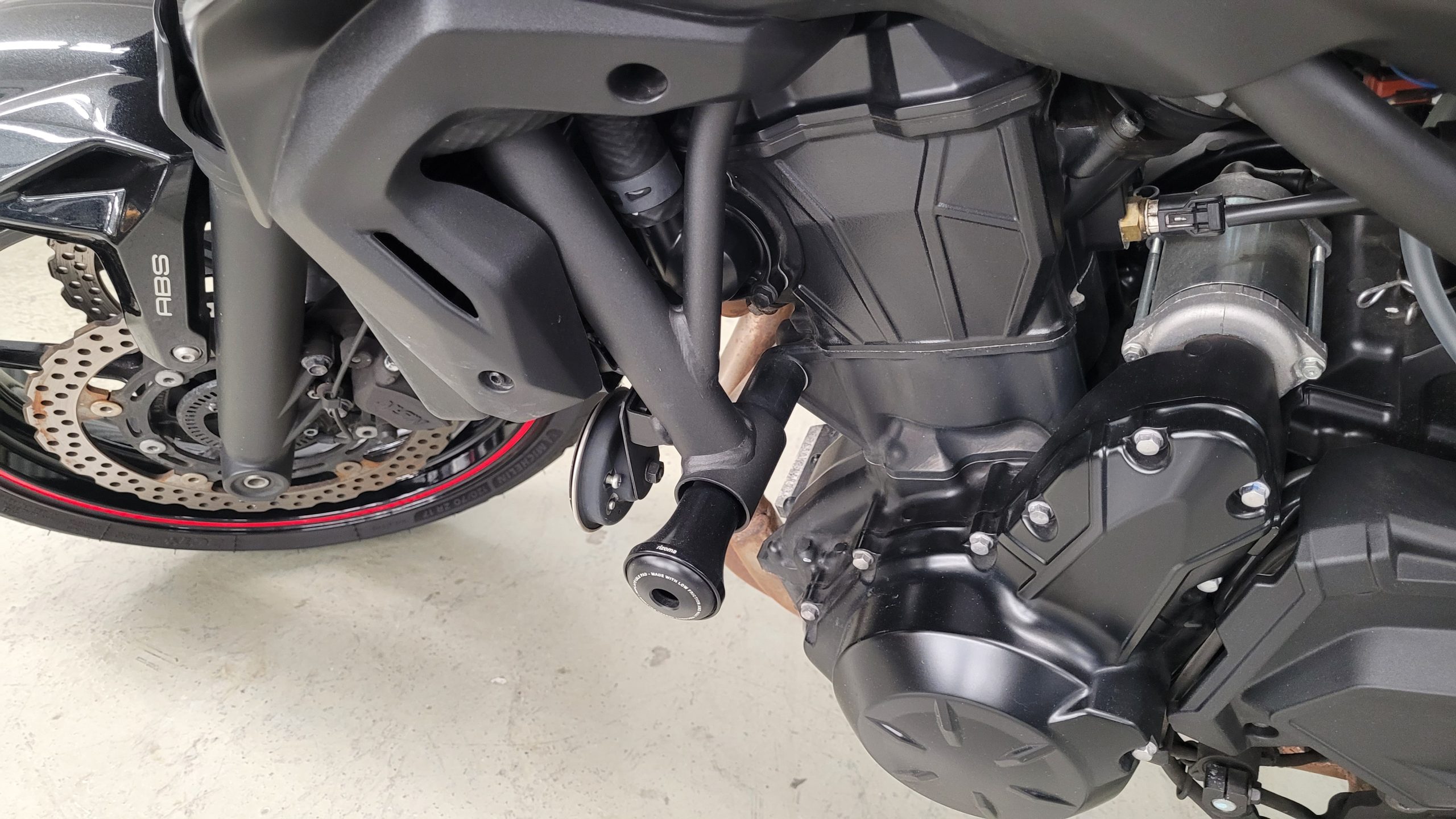 
								KAWASAKI Z650 vollständig									