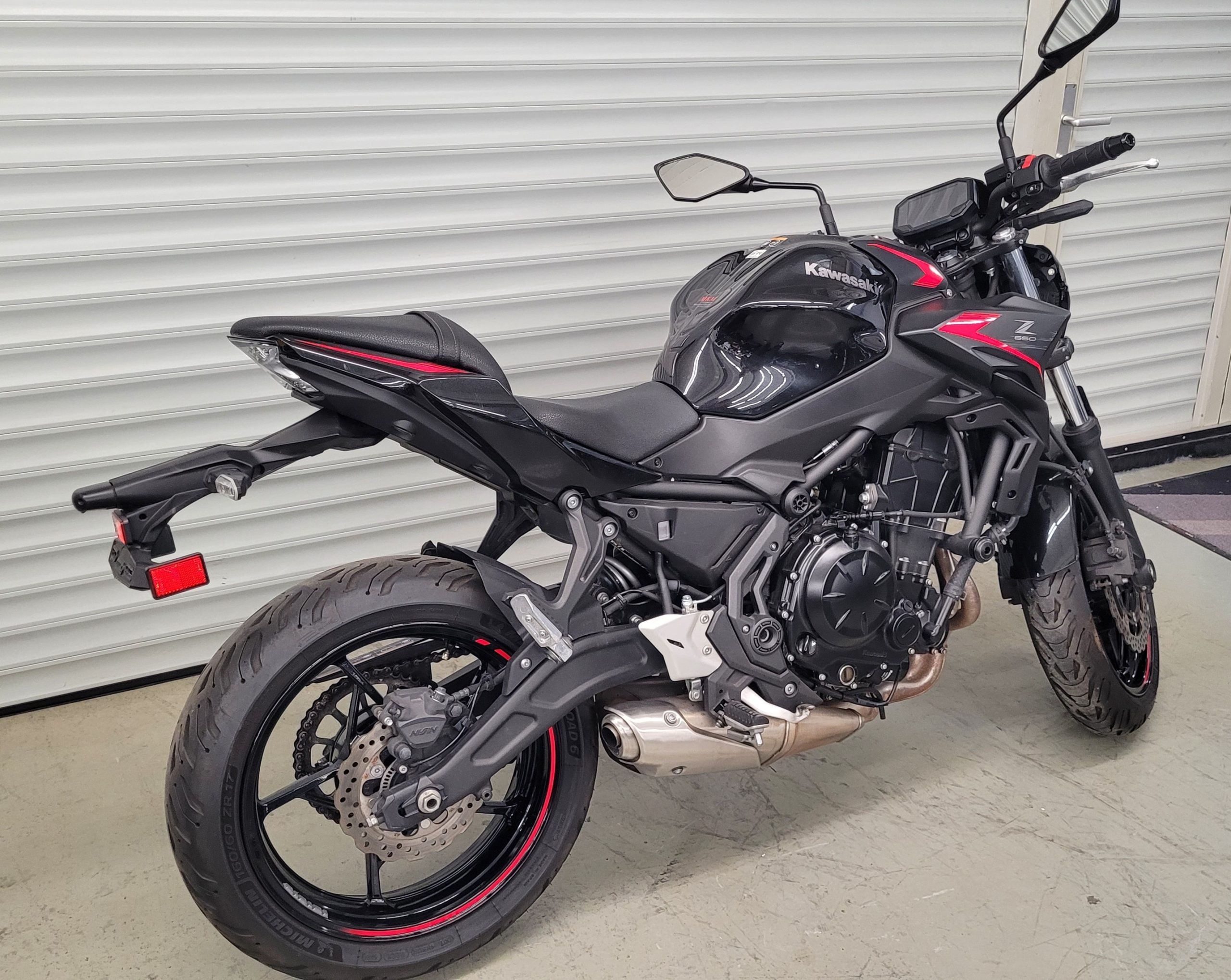 
								KAWASAKI Z650 vollständig									