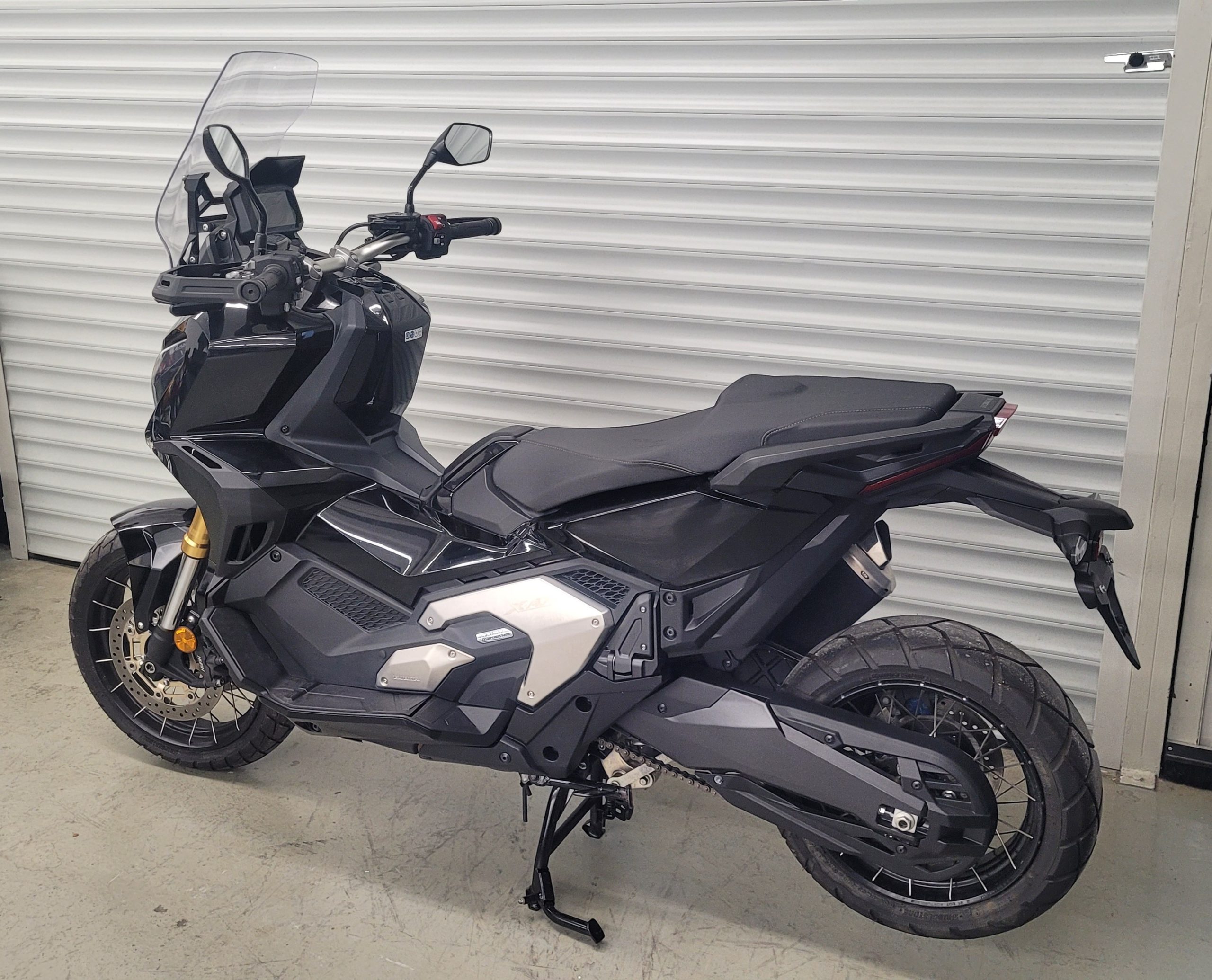 
								Honda X-ADV750 vollständig									