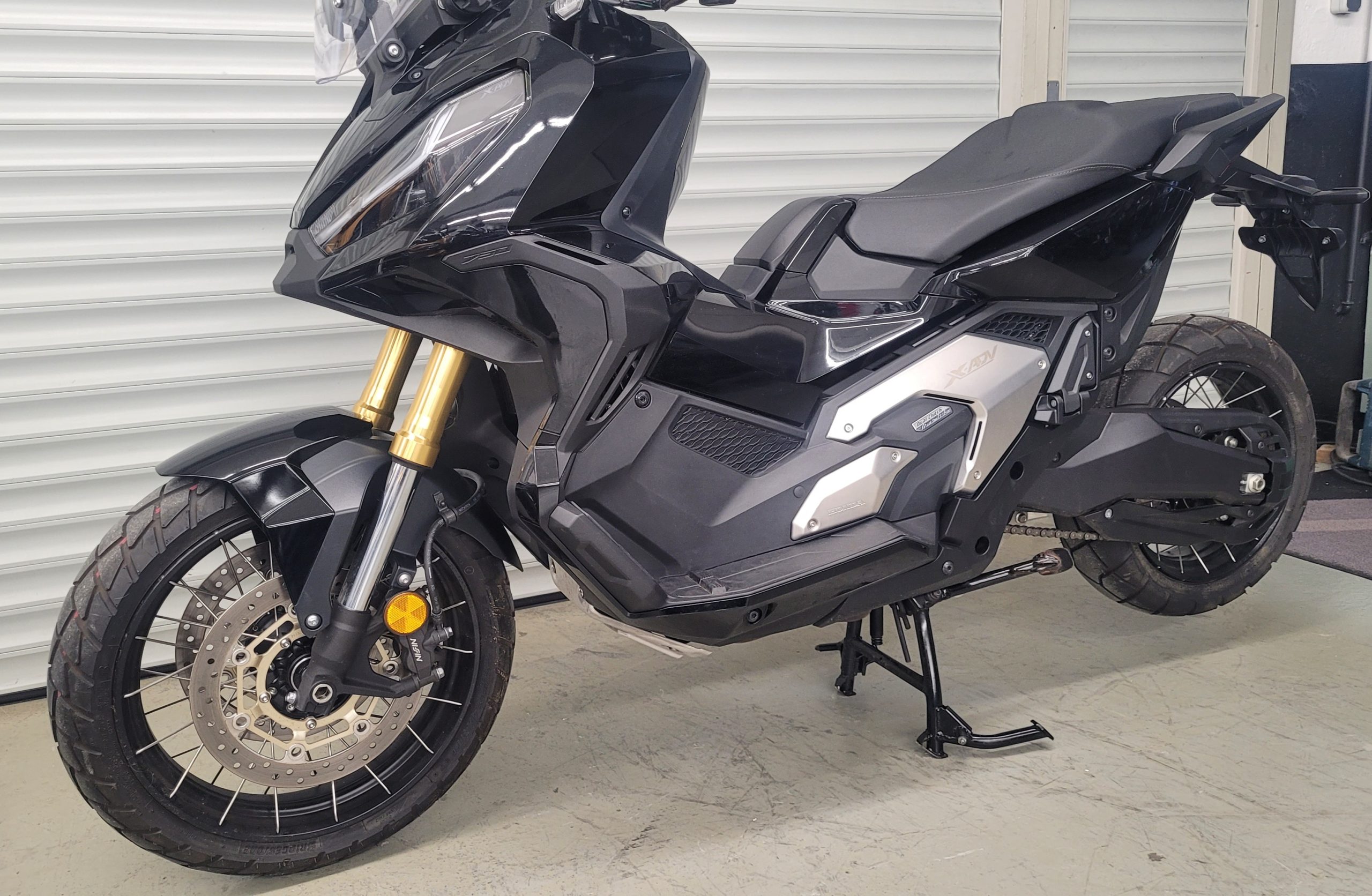 
								Honda X-ADV750 vollständig									