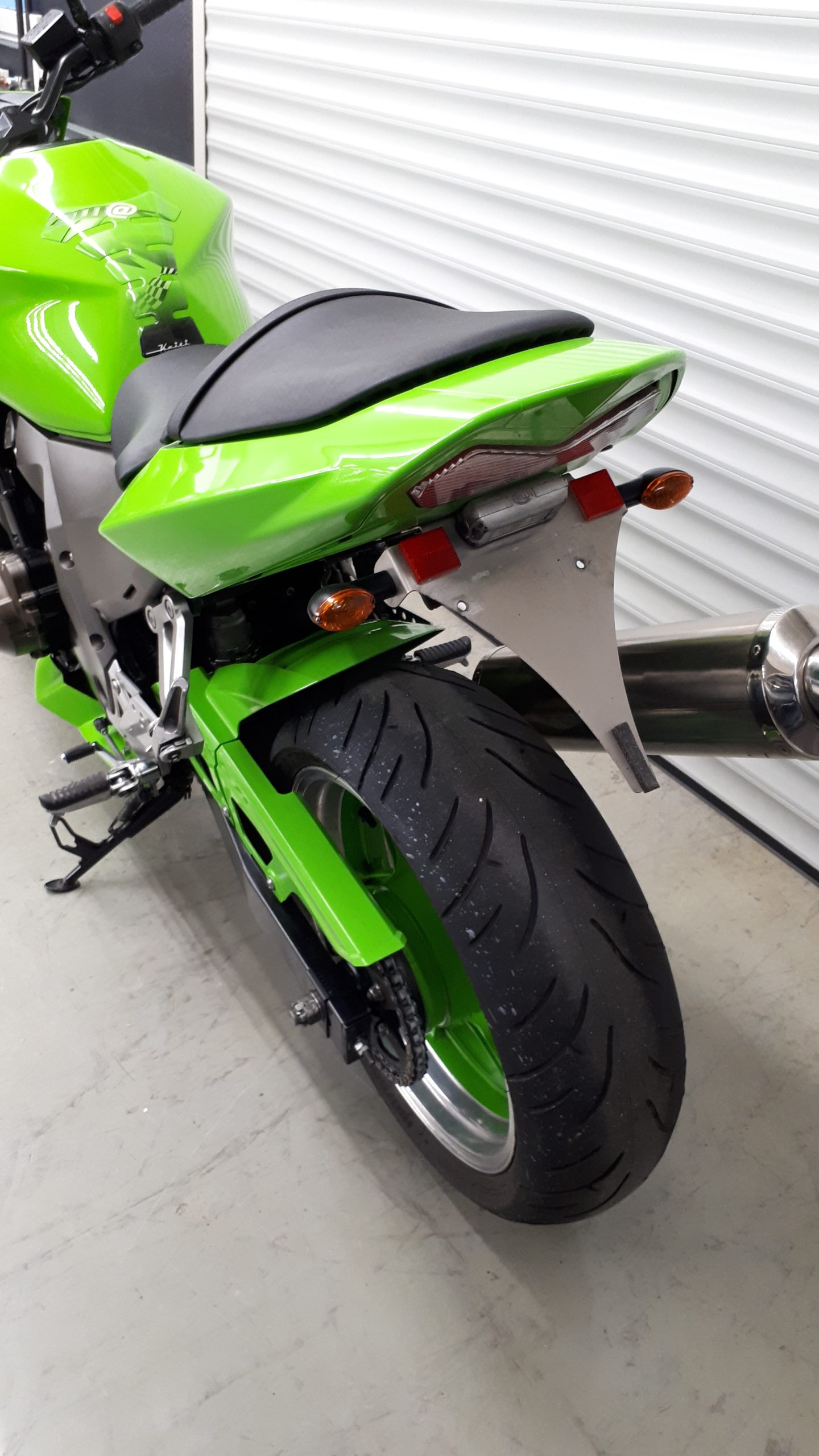 
								Kawasaki ZR 750J vollständig									