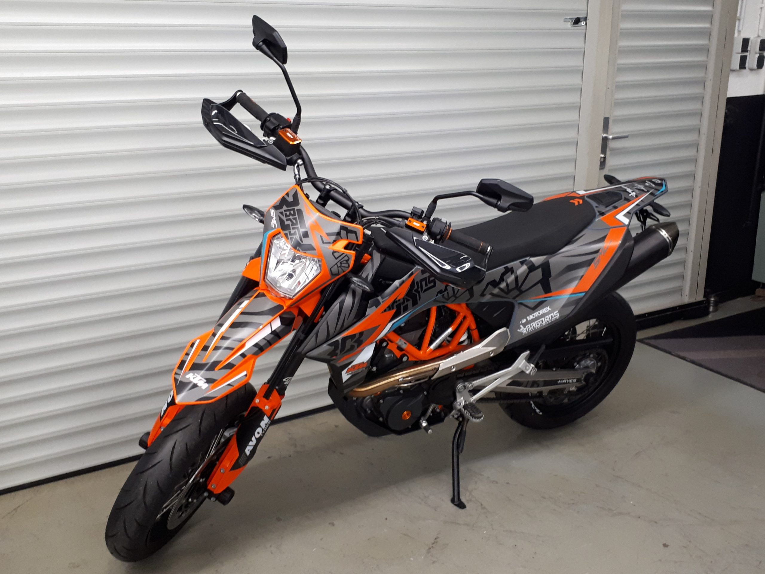 
								KTM 690 SMC R vollständig									