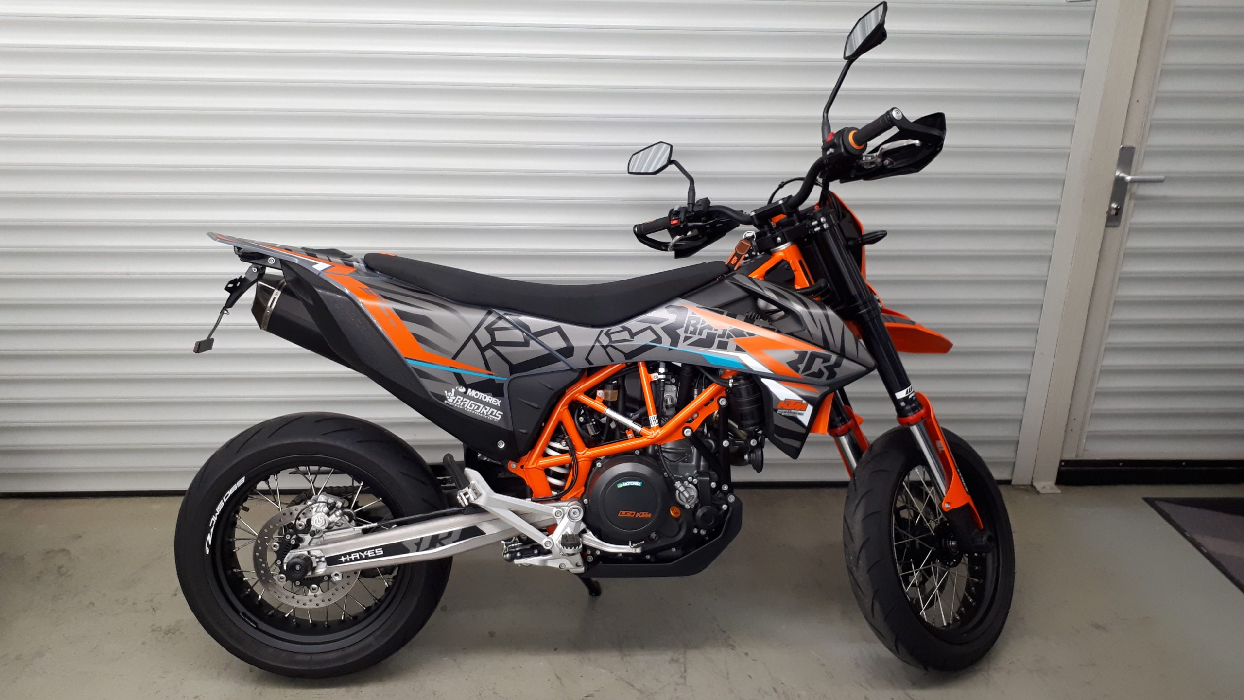
								KTM 690 SMC R vollständig									