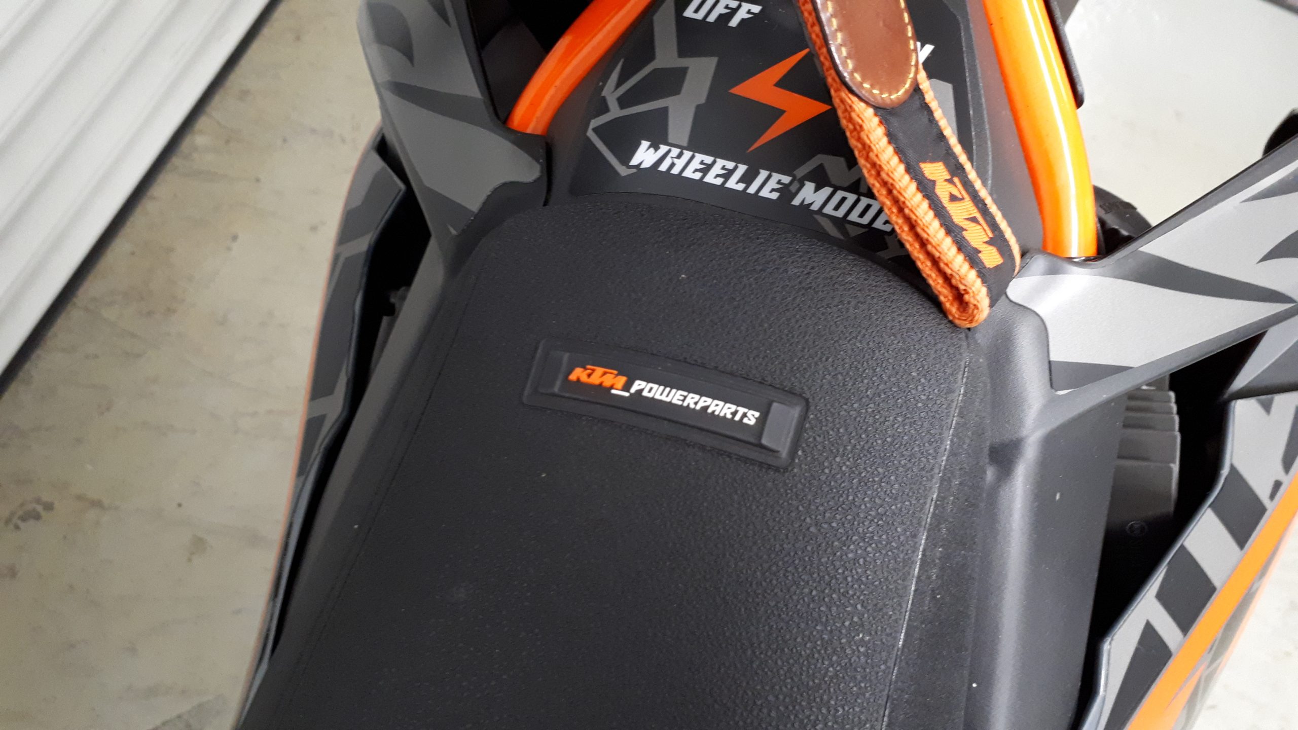 
								KTM 690 SMC R vollständig									