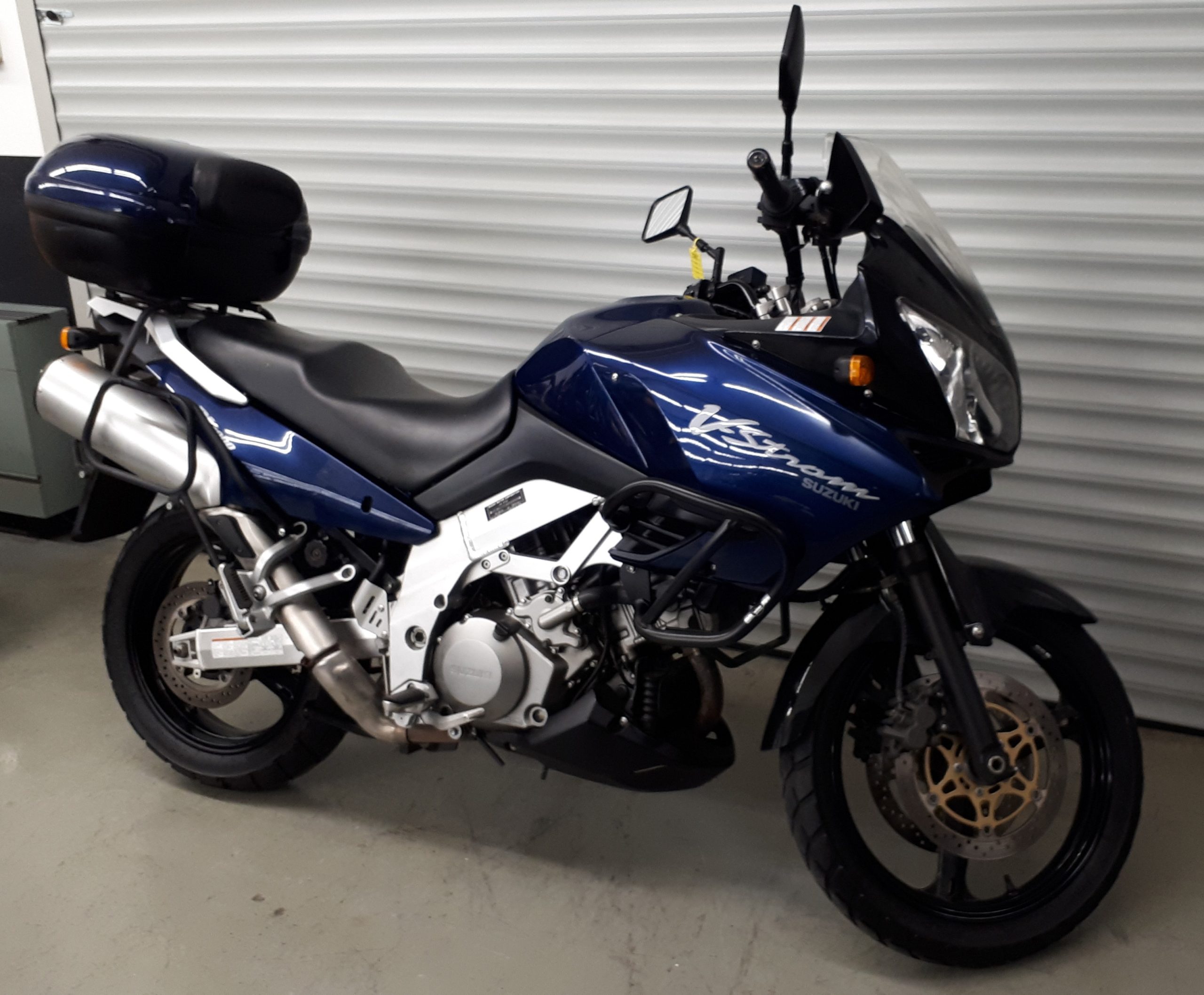 
								SUZUKI DL 1000 vollständig									