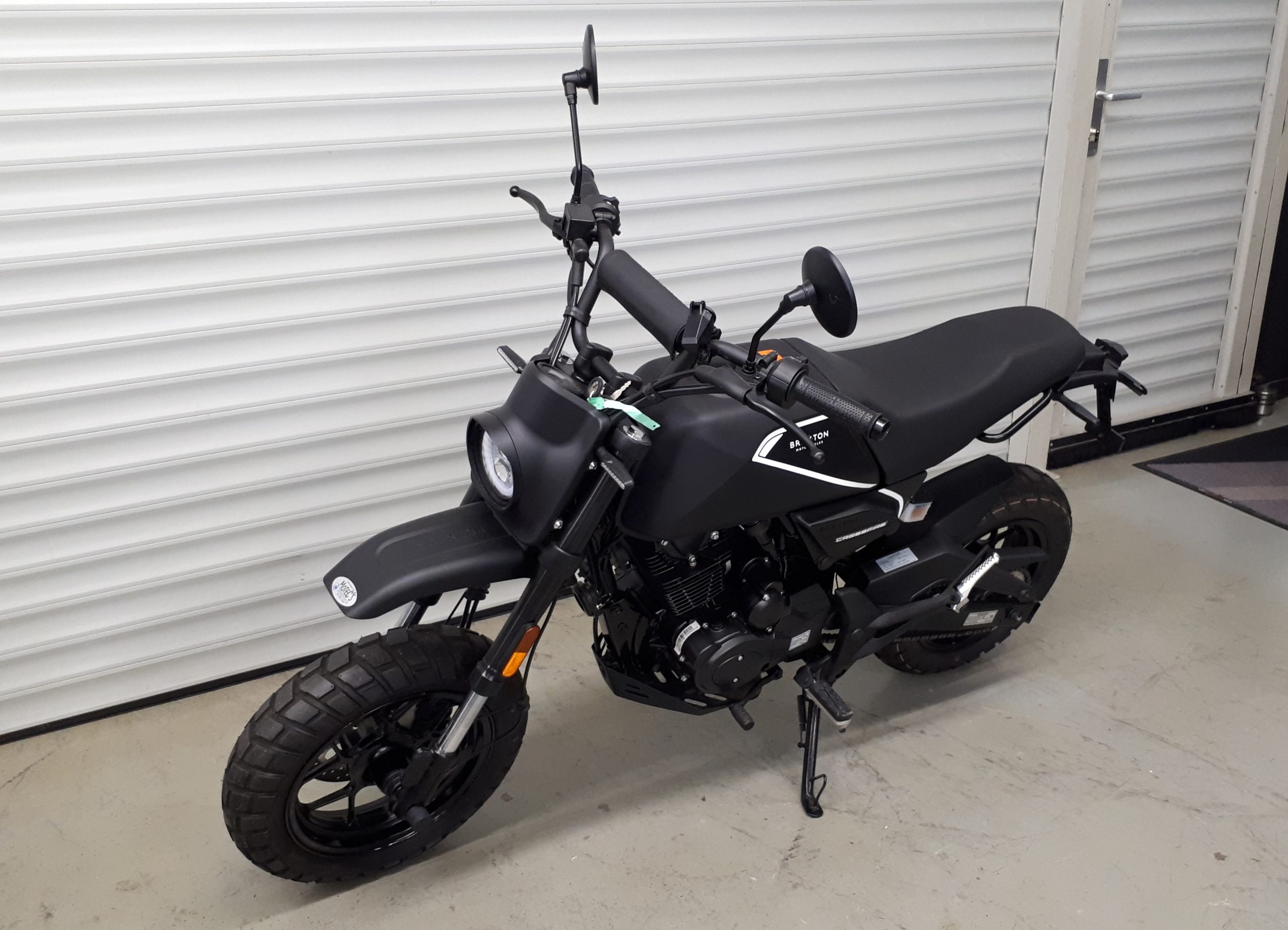 
								BRIXTON CROSSFIRE 125 XS vollständig									