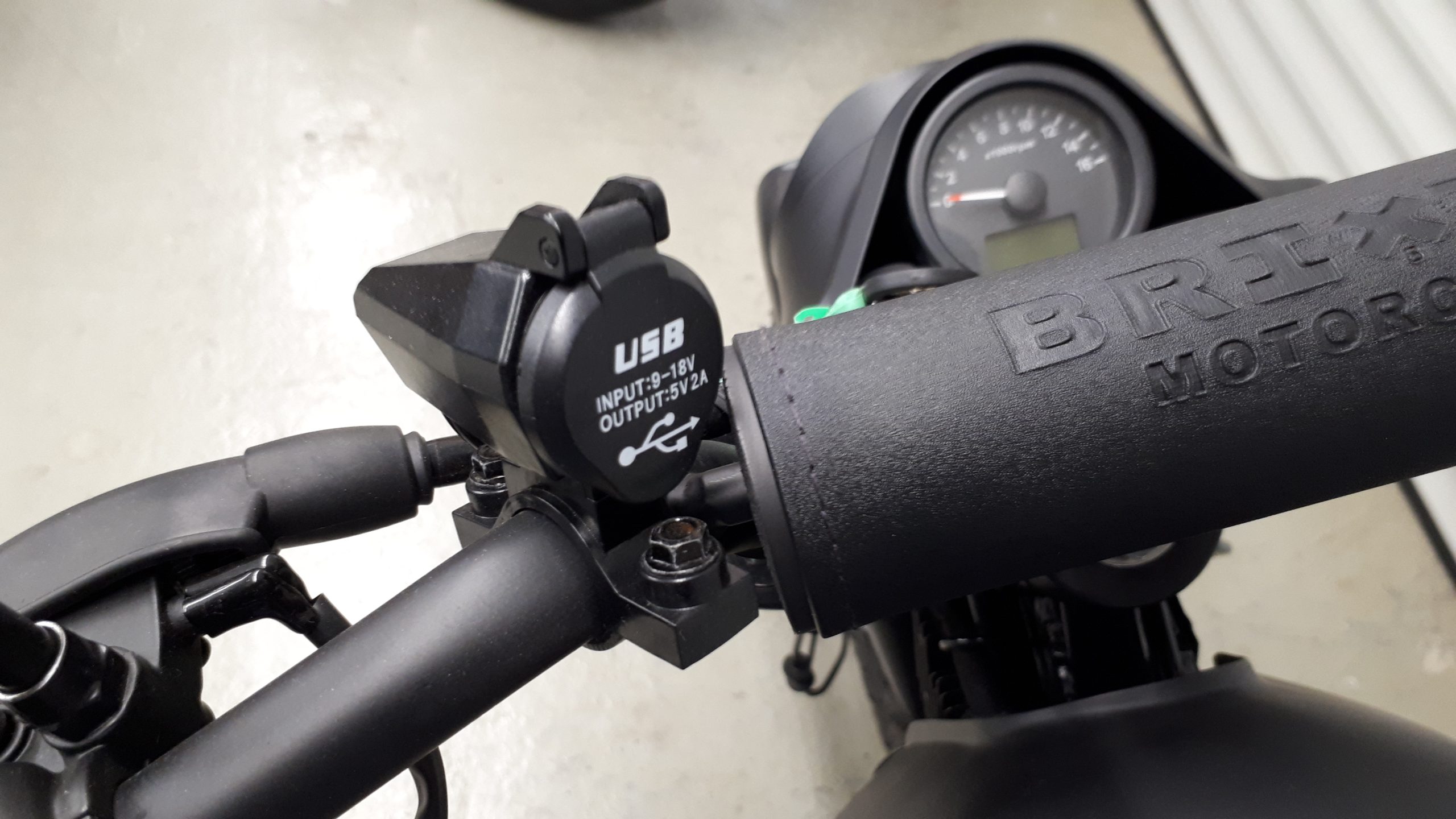 
								BRIXTON CROSSFIRE 125 XS vollständig									