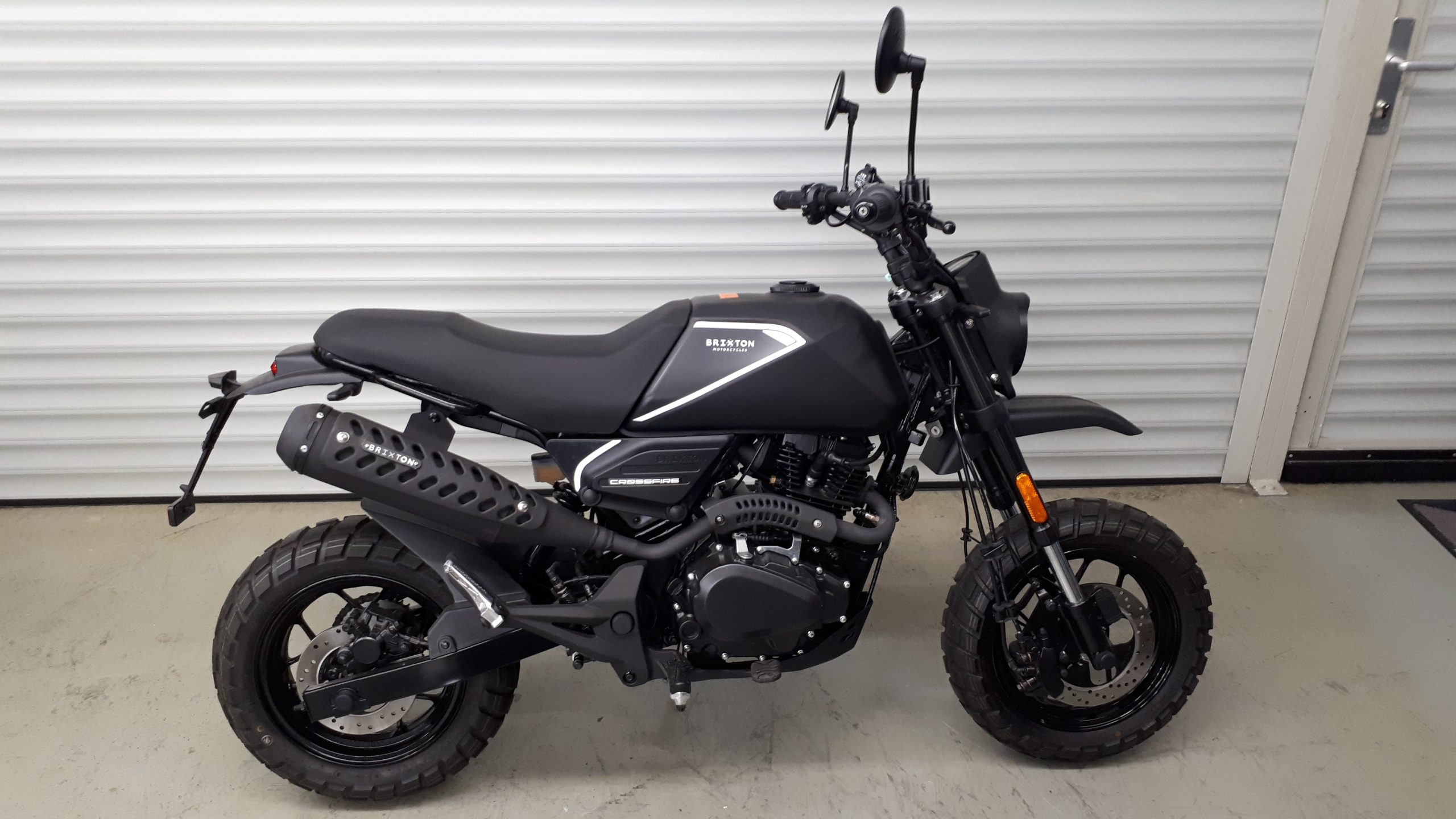 
								BRIXTON CROSSFIRE 125 XS vollständig									