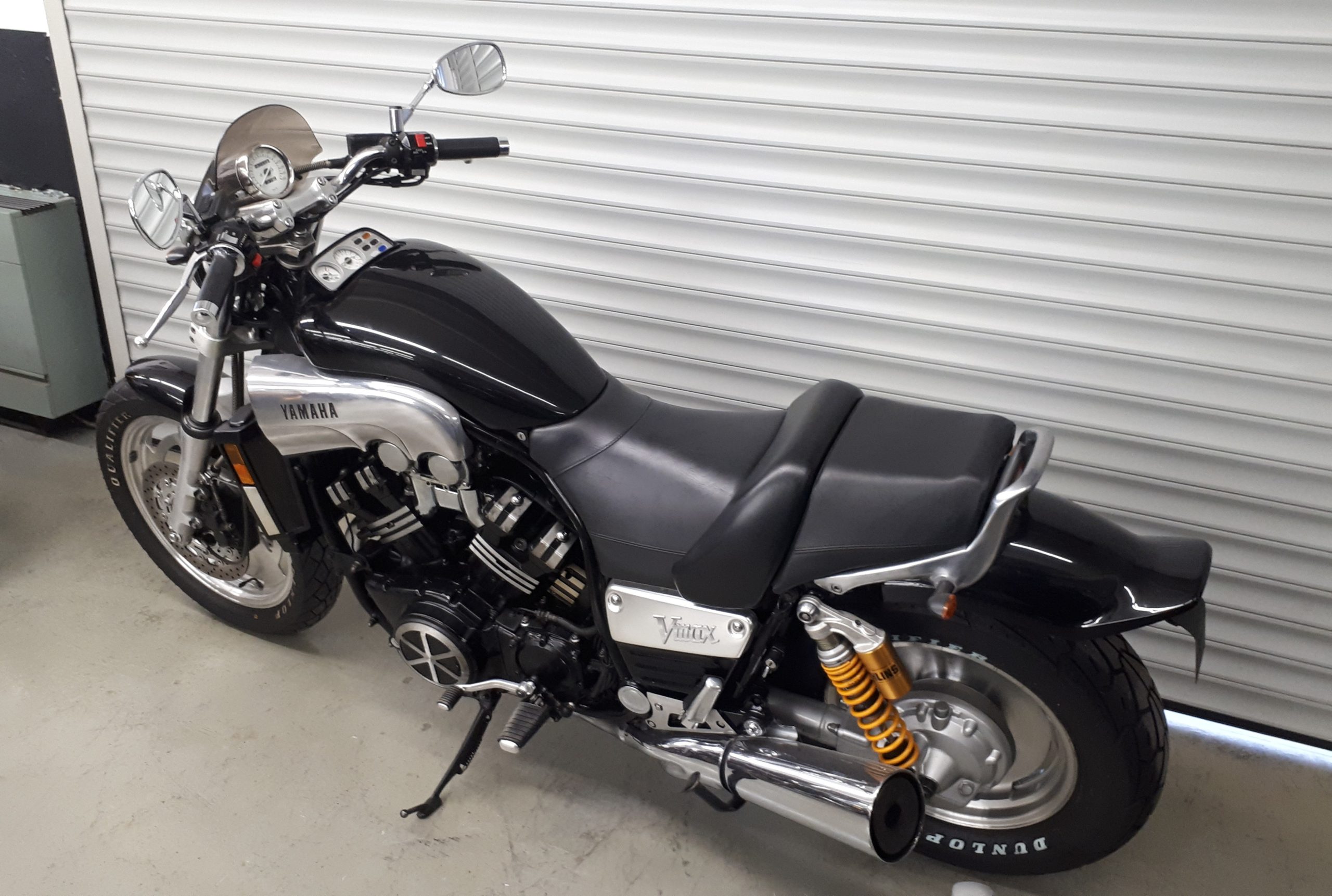 
								YAMAHA V MAX 1200 vollständig									