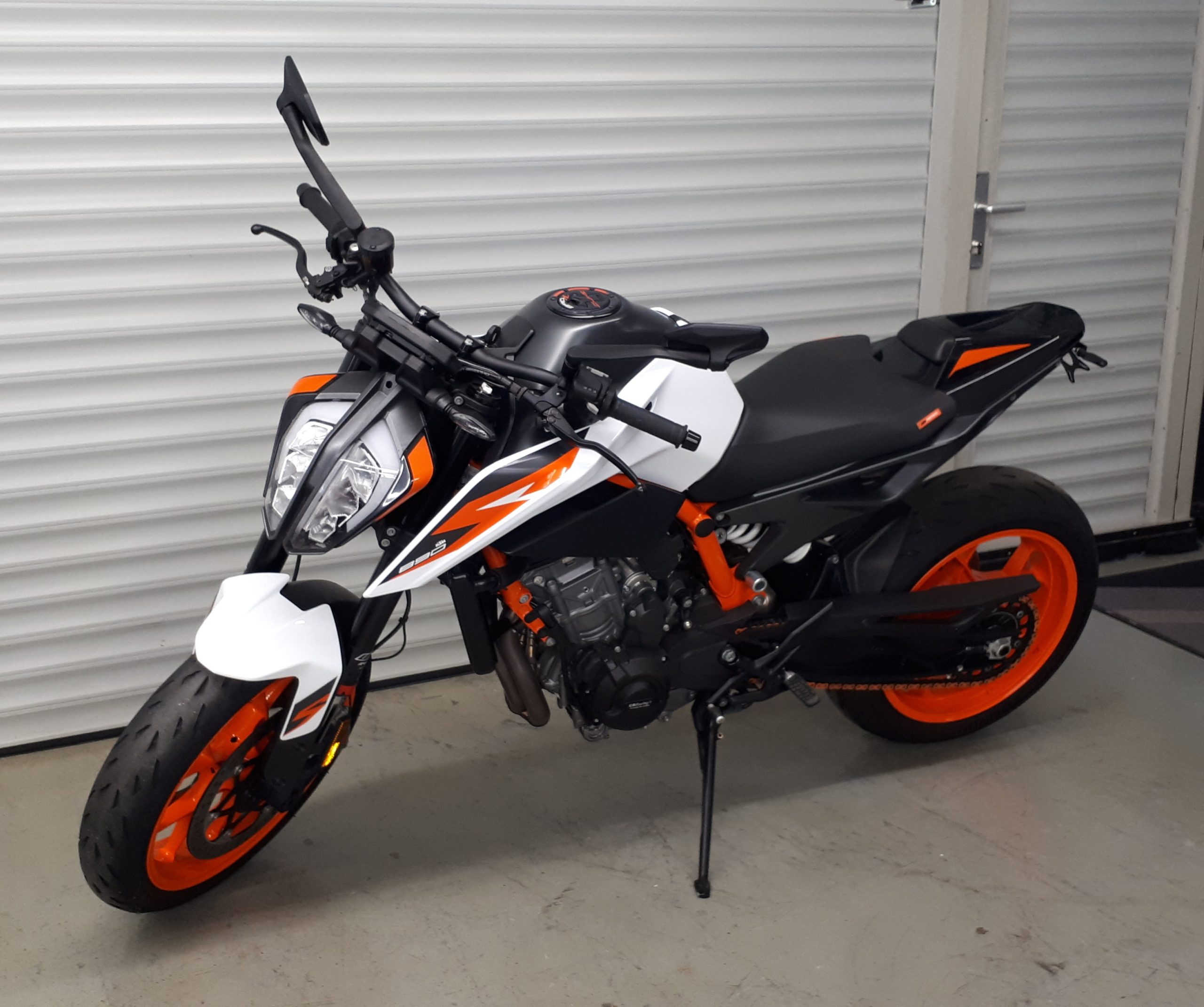 
								KTM 890 DUKE R vollständig									