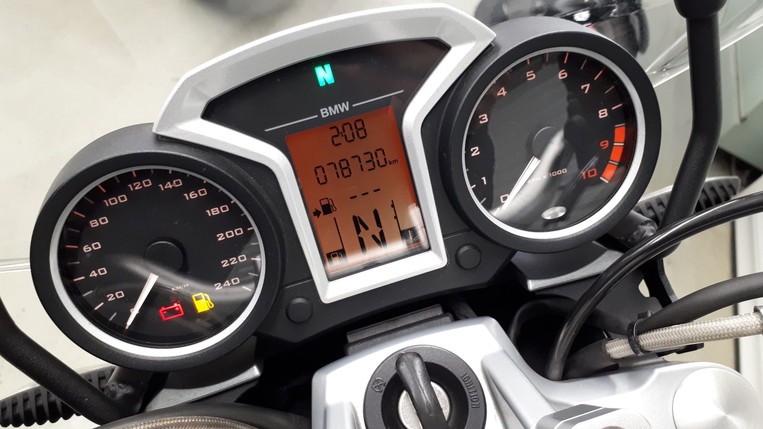 
								BWM R 1200 R vollständig									