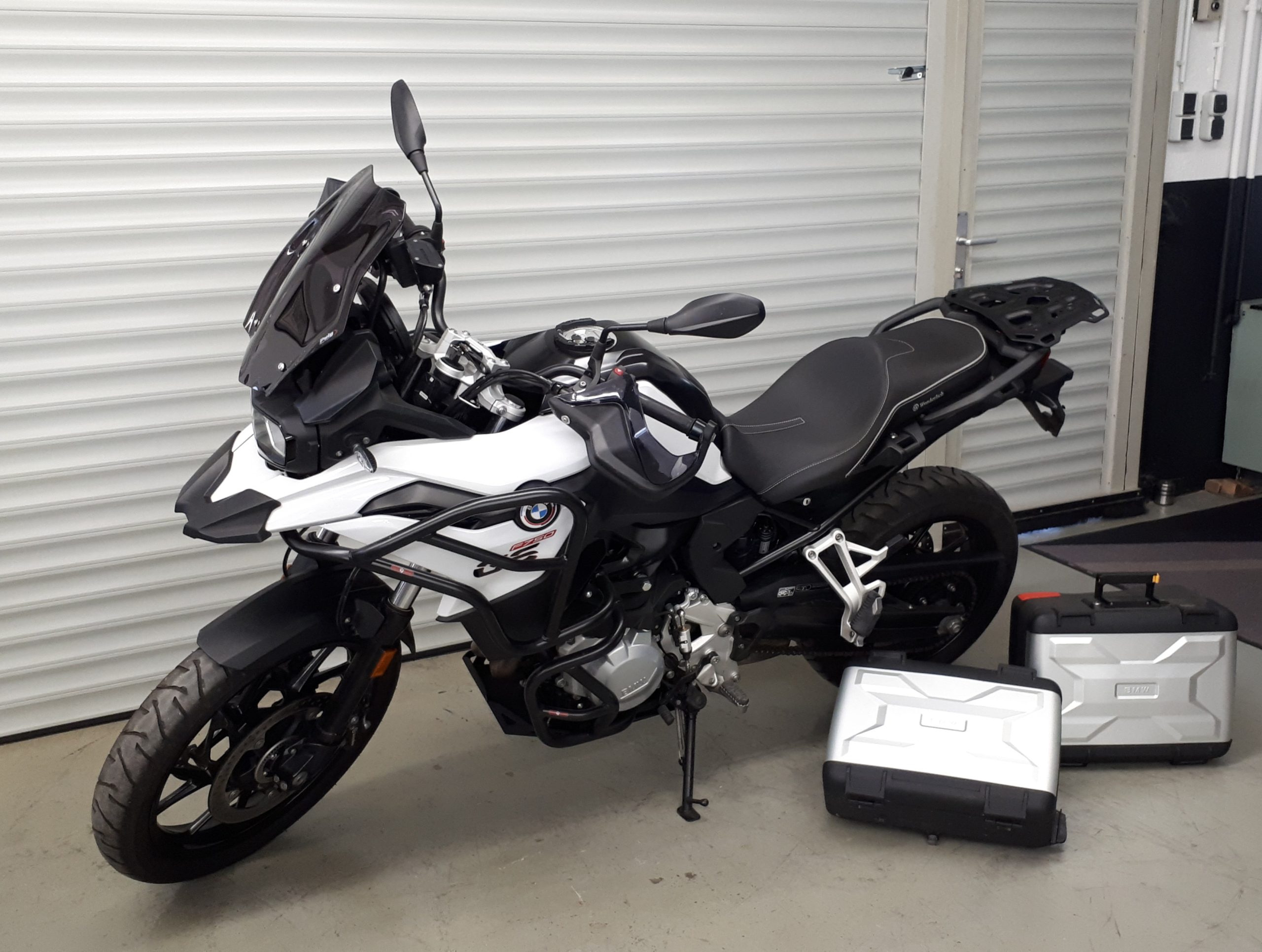 
								BMW F 750 GS vollständig									