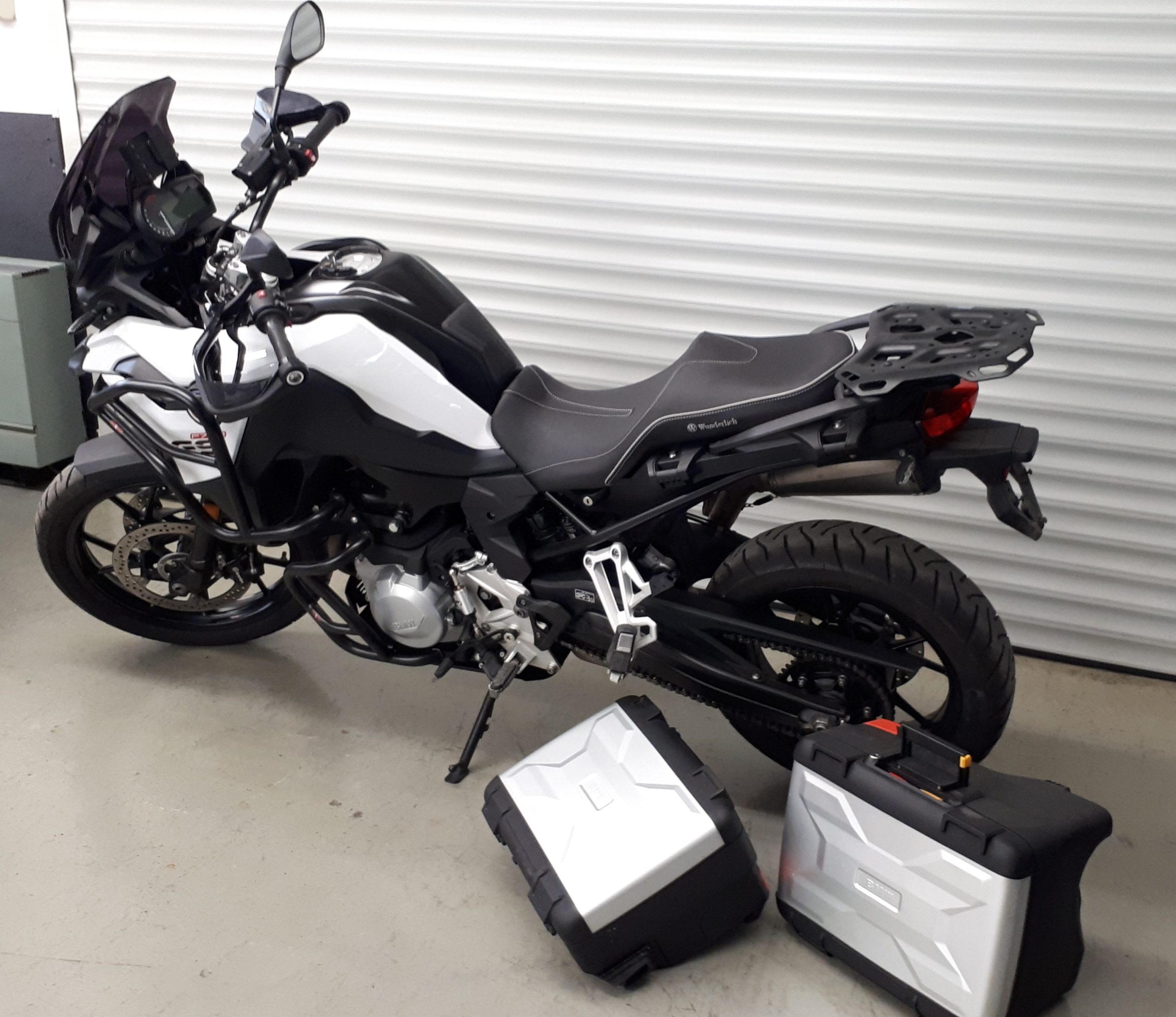 
								BMW F 750 GS vollständig									