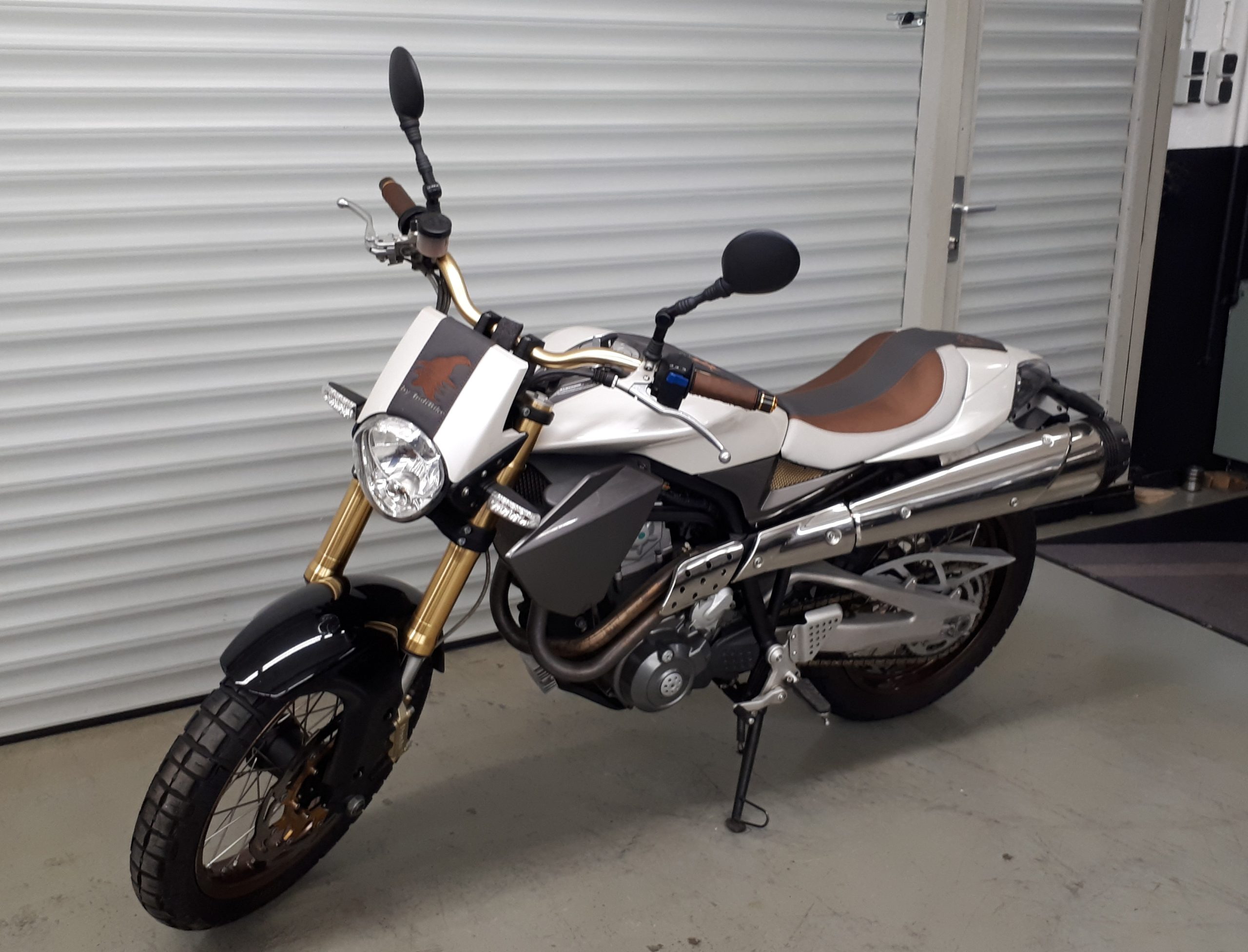 
								DERBI MULHACEN 659 vollständig									