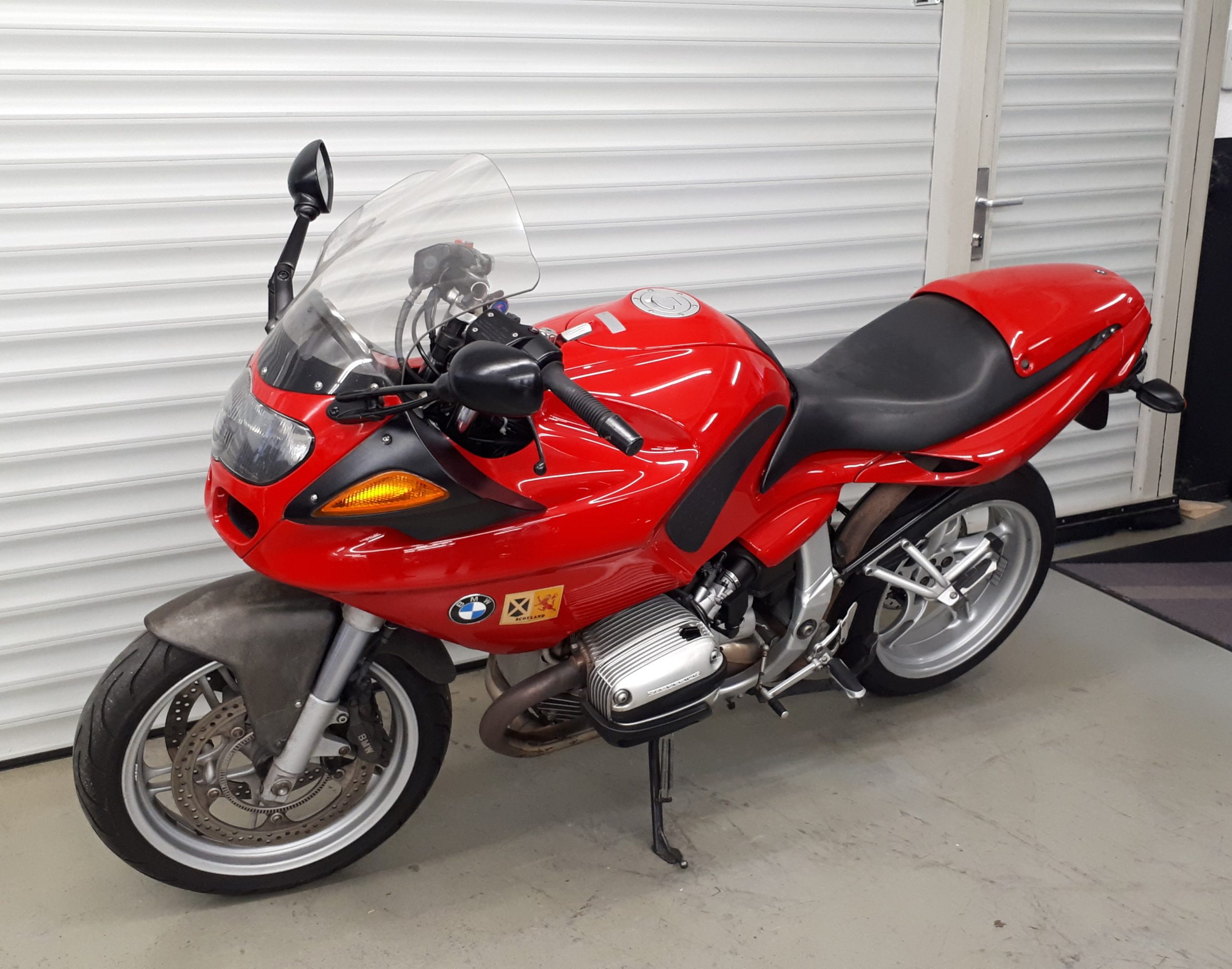 
								BMW R 1100 S vollständig									