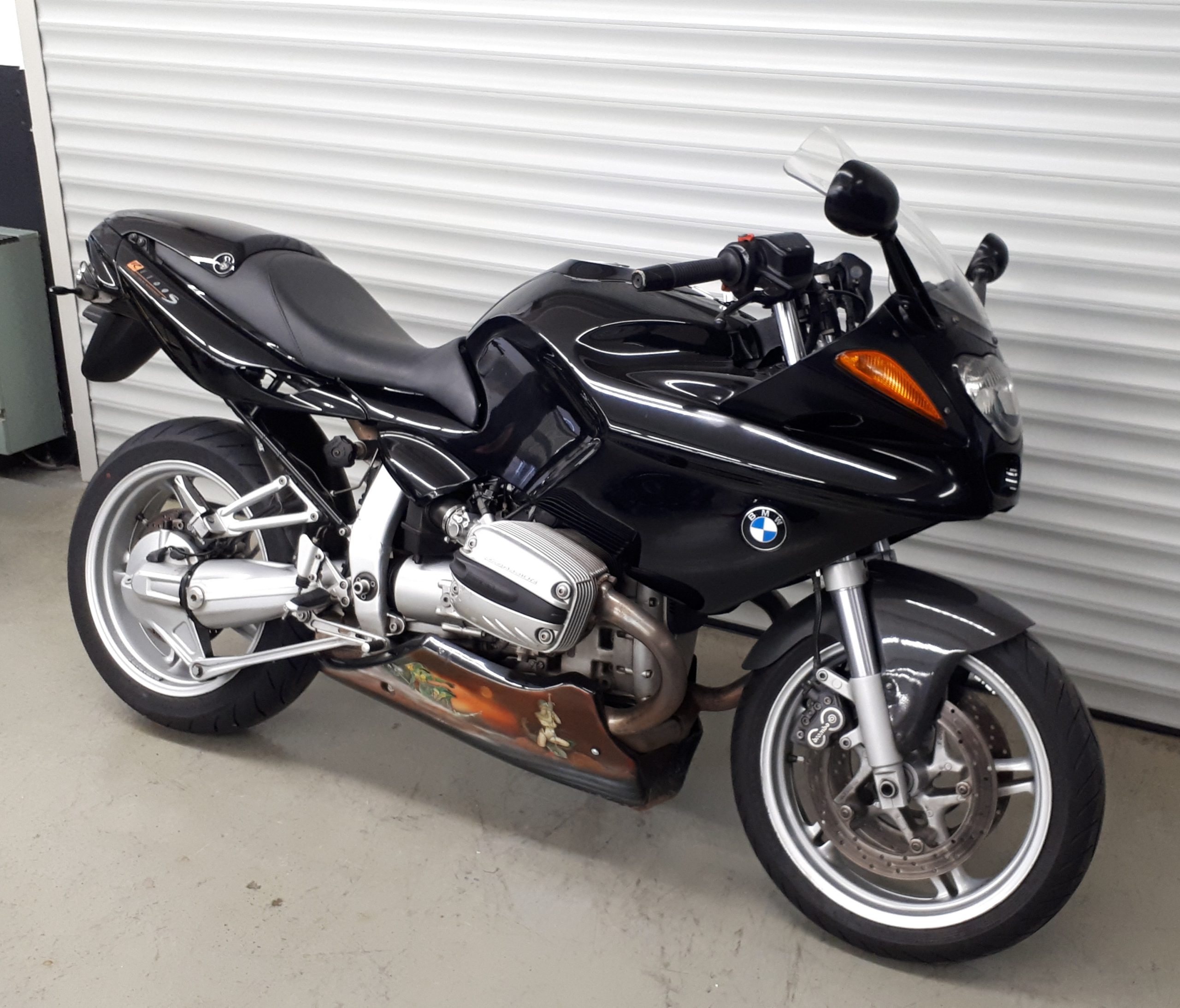
								BMW R 1100 S vollständig									
