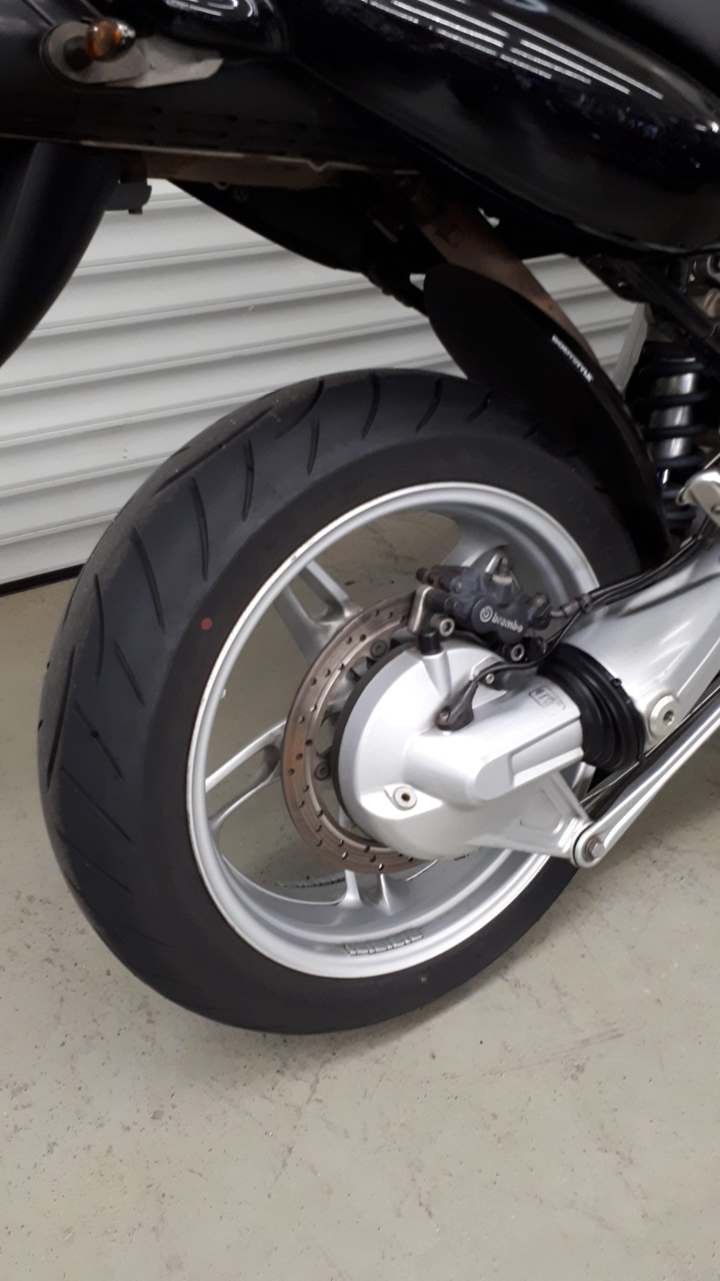 
								BMW R 1100 S vollständig									