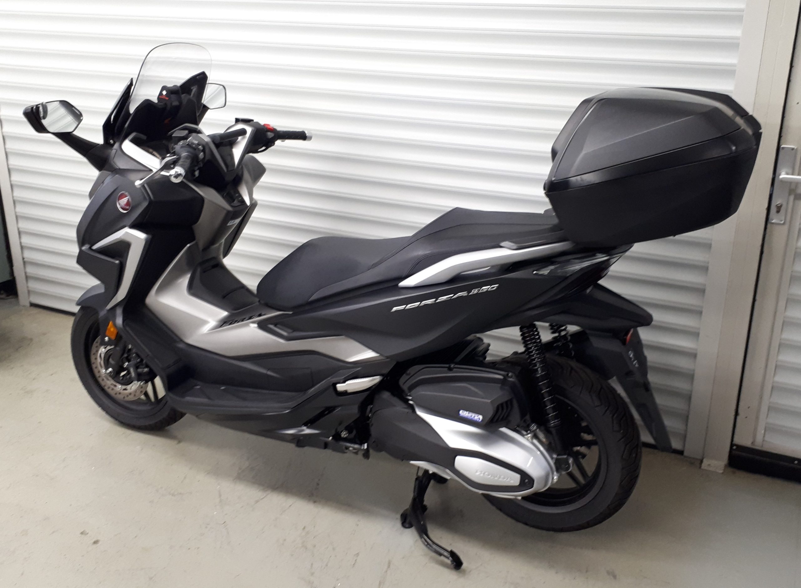 
								HONDA NSS 350 FORZA vollständig									