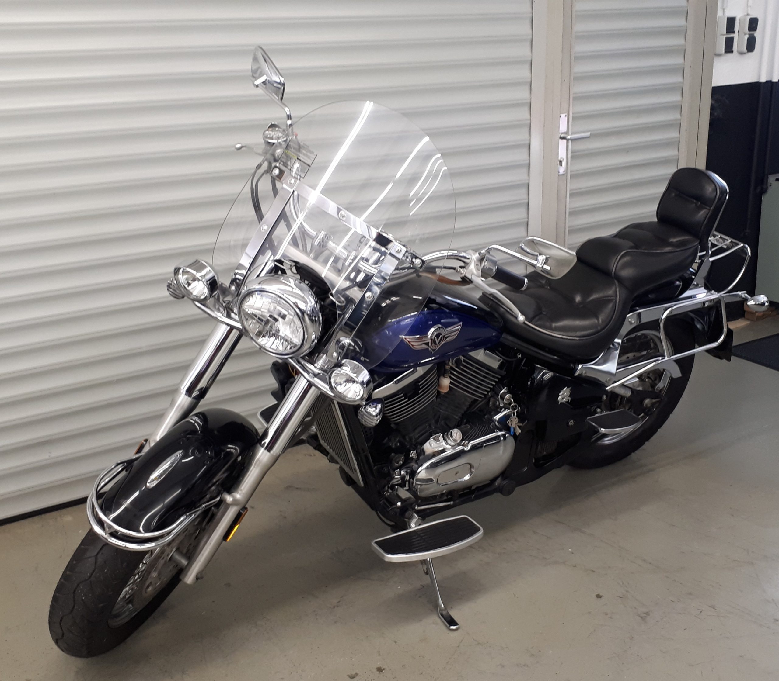 
								KAWASAKI VN 800 vollständig									