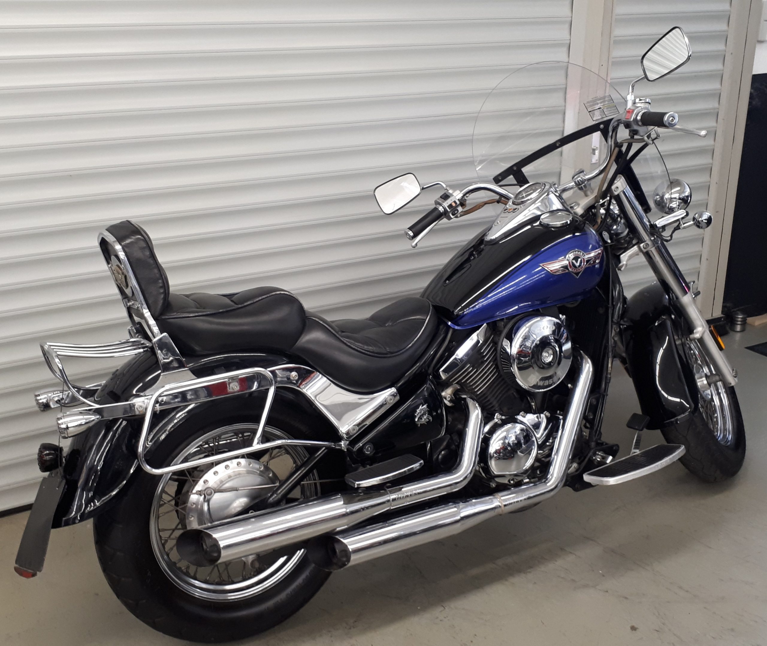 
								KAWASAKI VN 800 vollständig									