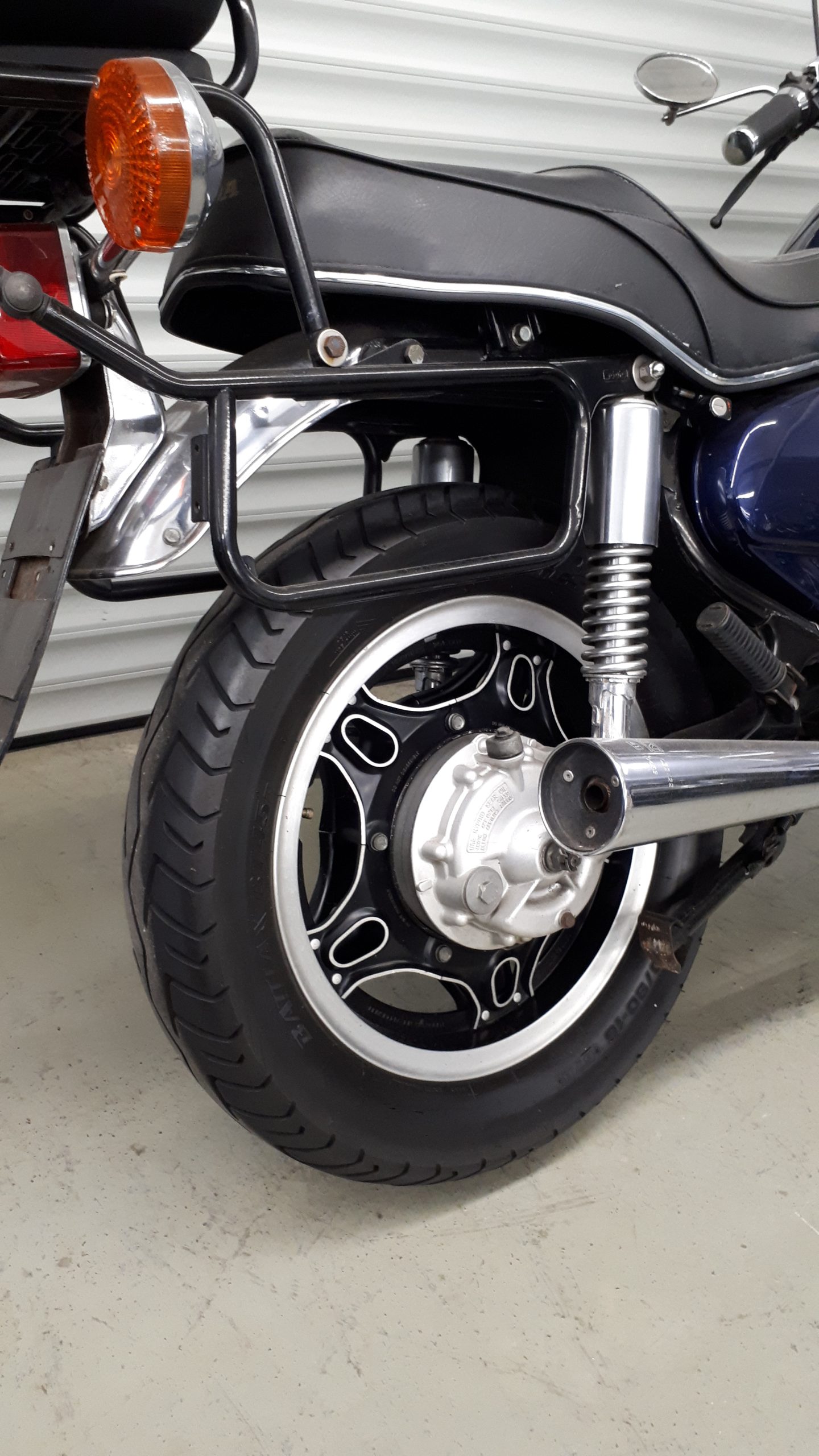 
								HONDA CX 500 vollständig									