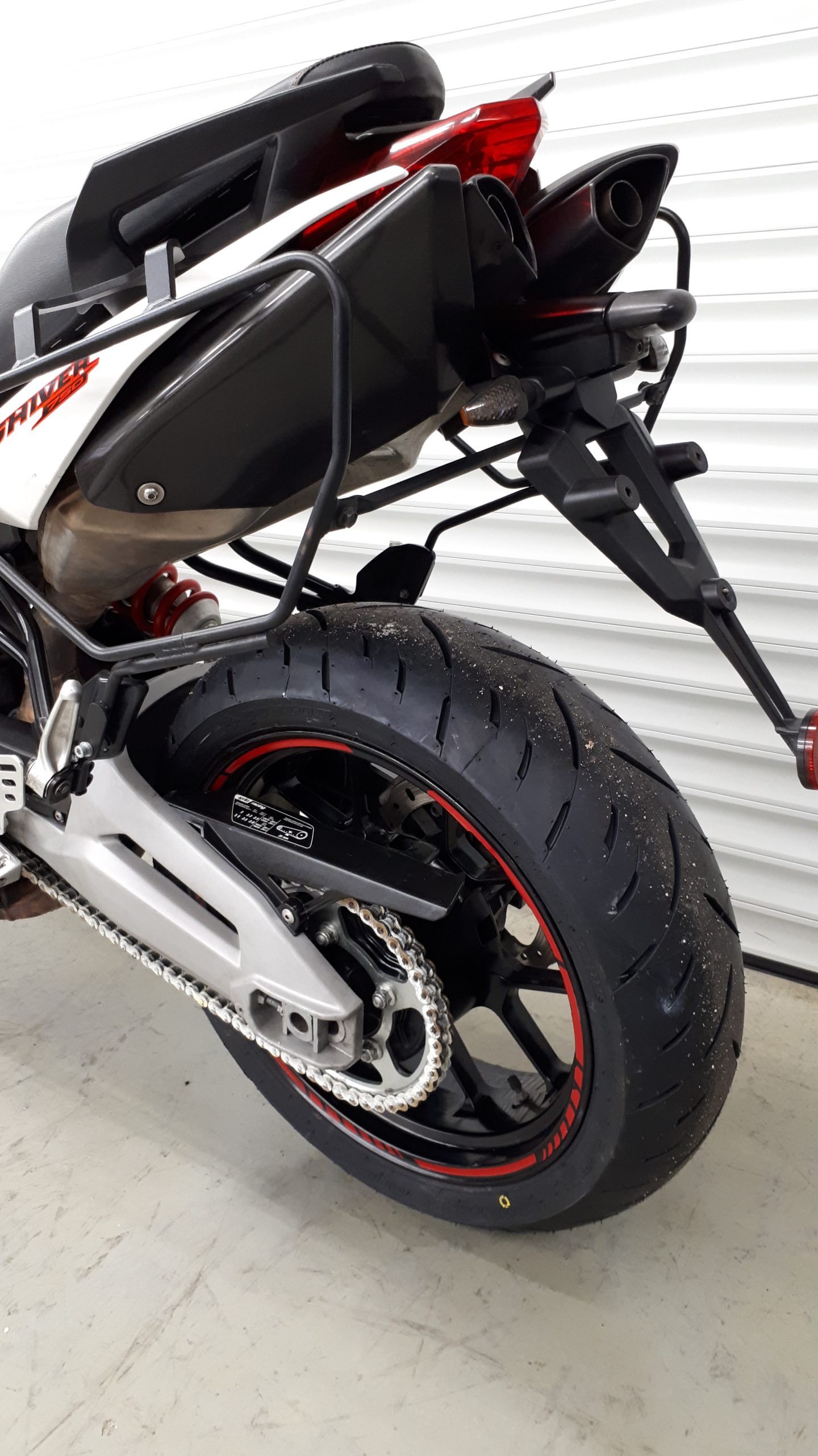 
								APRILIA SHIVER 750 vollständig									