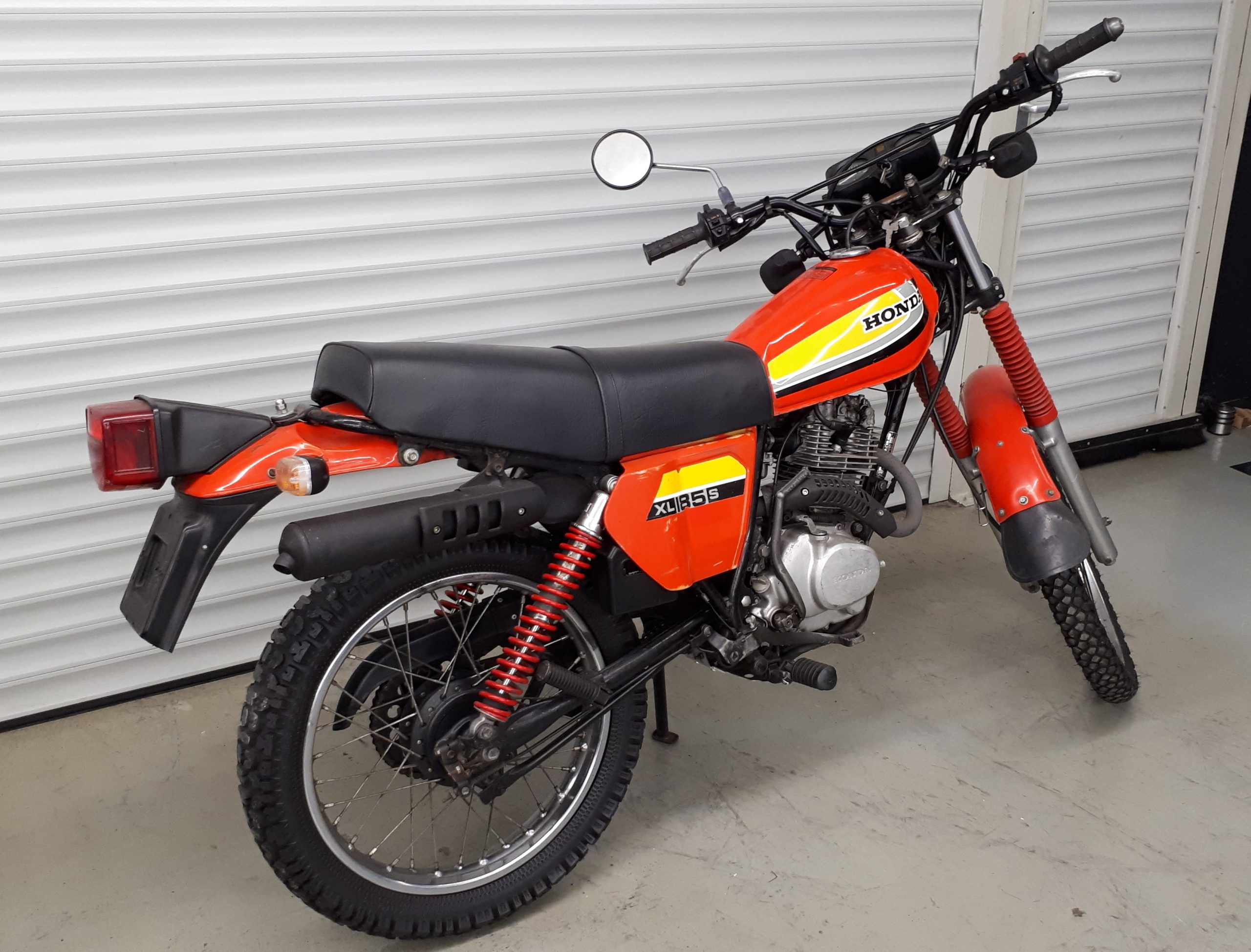 
								Honda Xl 185 S vollständig									